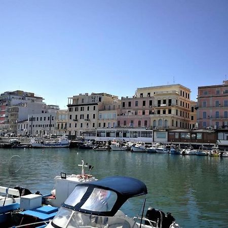 Christy Suite Elegante Appartamento Nel Centro Storico Di Anzio Extérieur photo