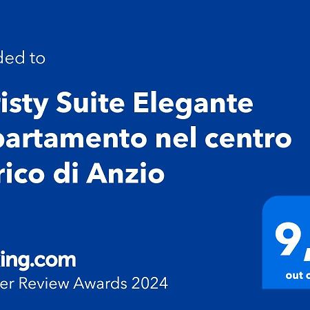 Christy Suite Elegante Appartamento Nel Centro Storico Di Anzio Extérieur photo