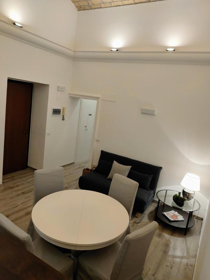 Christy Suite Elegante Appartamento Nel Centro Storico Di Anzio Extérieur photo